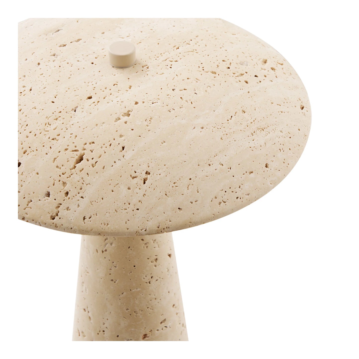 Détail du travertin naturel de la lampe Consett montrant son veinage unique