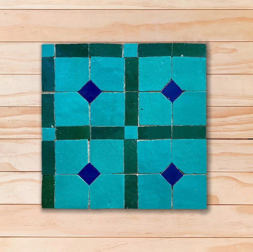 Zellige Marocain artisanal à cabochons ZNAKI