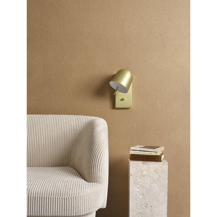 Applique murale HO Bed ENO Studio en acier laiton
