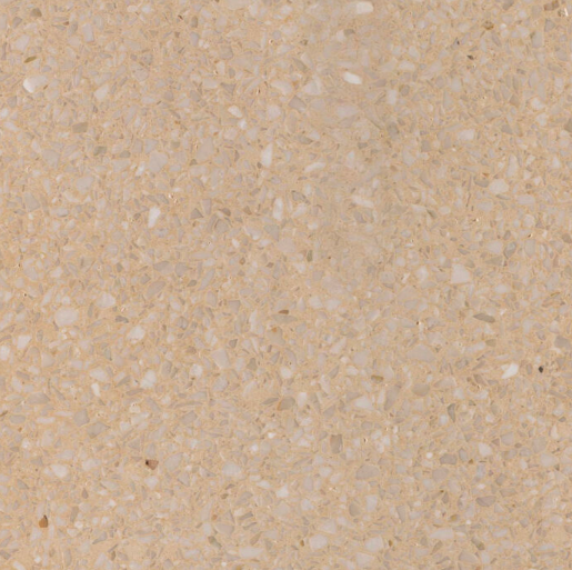 Carrelage Terrazzo Sable Doré au fond beige, ponctué d'éclats de marbre clairs et dorés, pour revêtement de sol et mur.