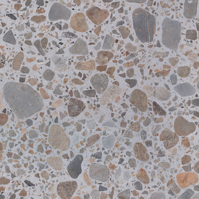 Carrelage Terrazzo Gris Galets au fond gris neutre, composé de fragments de marbre arrondis dans des nuances de beige, de brun et de gris.