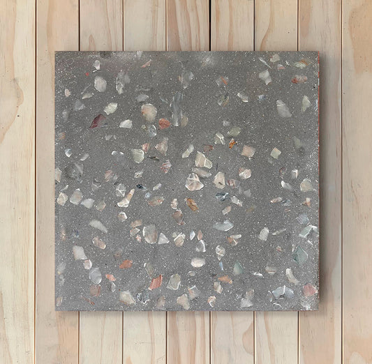 Carreaux de ciment TERRAZZO gris  , 20x20 cm